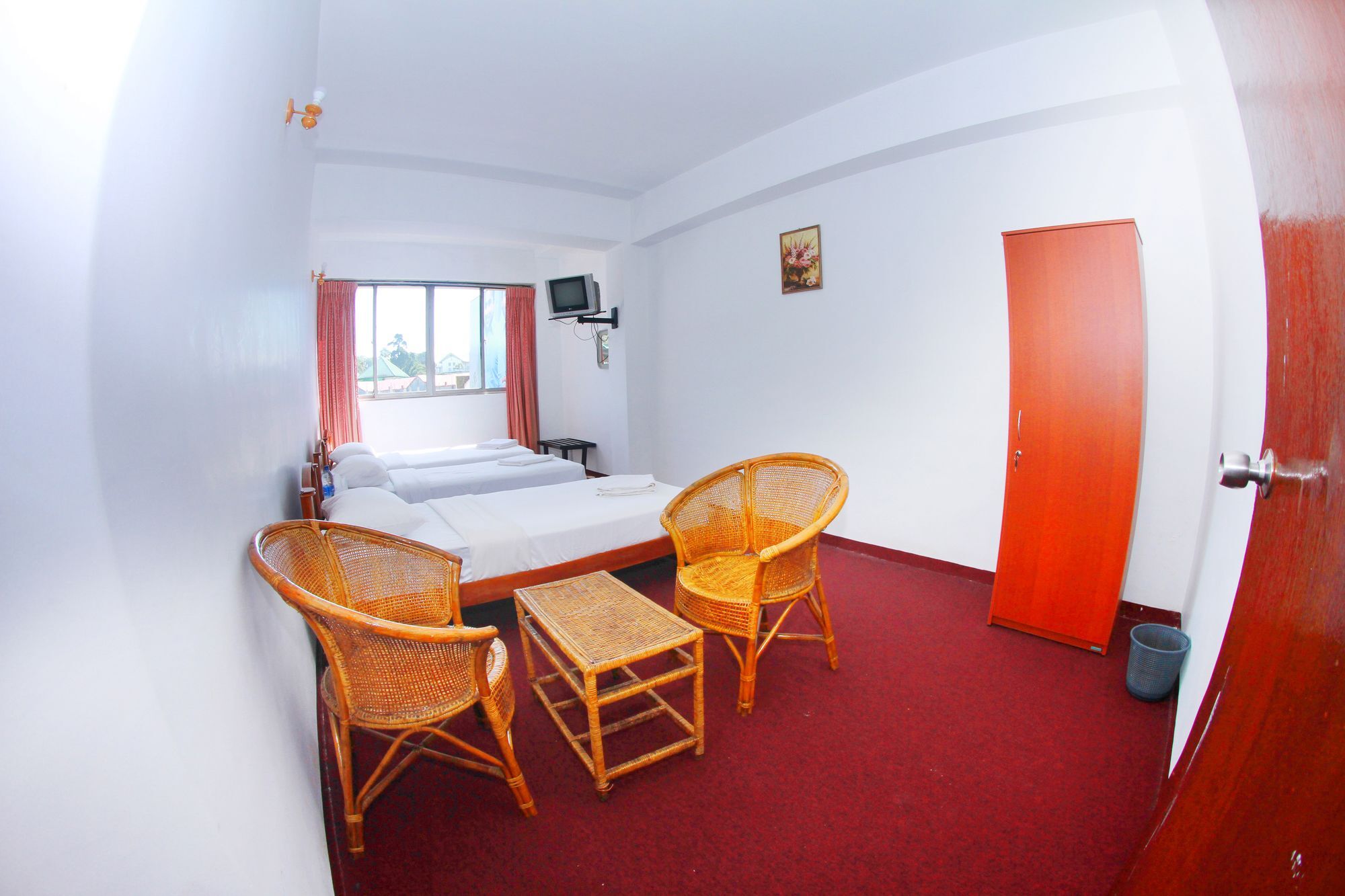 Milano Inn Νουβάρα Ελίγια Εξωτερικό φωτογραφία