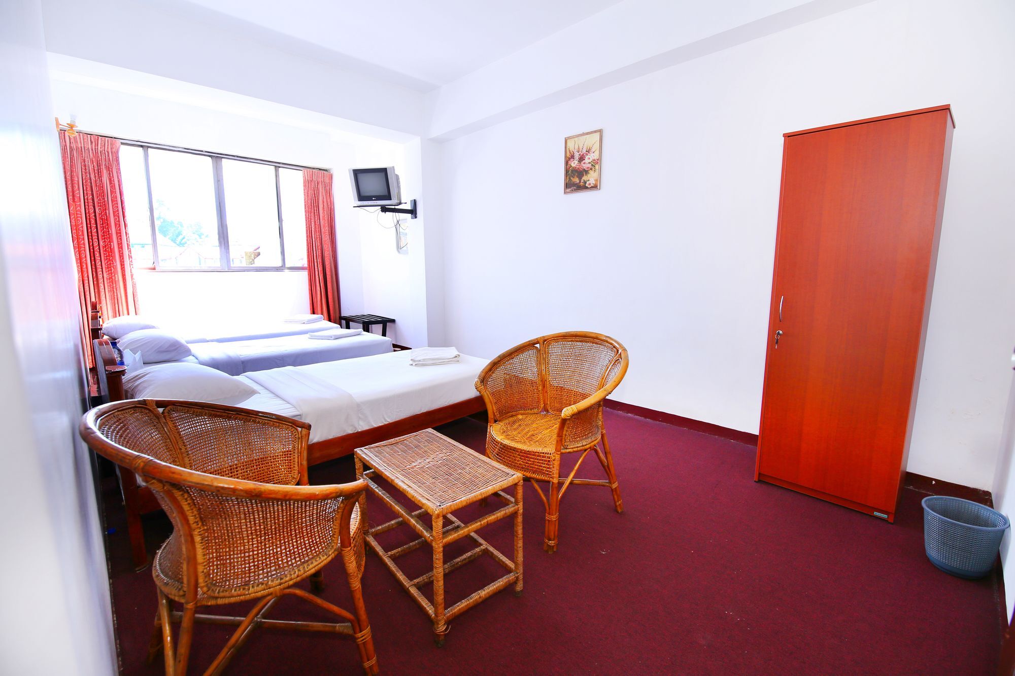 Milano Inn Νουβάρα Ελίγια Εξωτερικό φωτογραφία